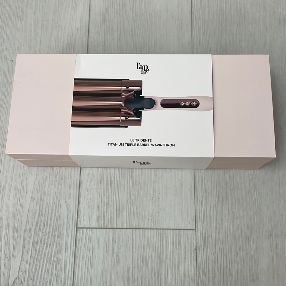 BNIB! L’ange Titanium Triple Barrel Waving Iron 💕